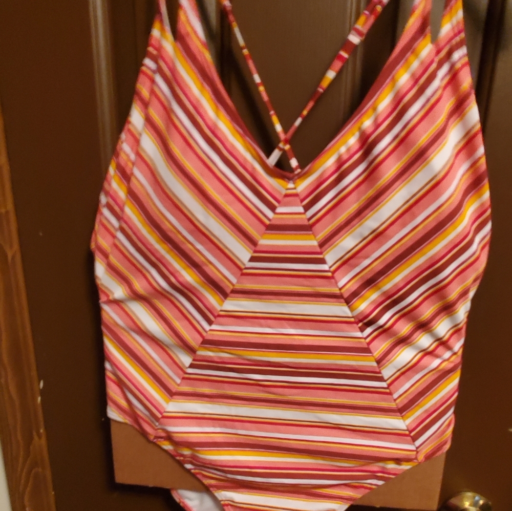👀Cheeky one piece swimsuit XL